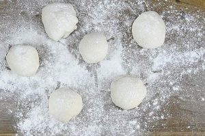 Fladenbrote zum Füllen und aufrollen