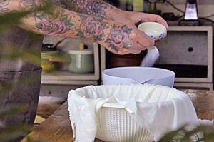 Doppelrahm Frischkäse selber machen - Anleitung und Rezept