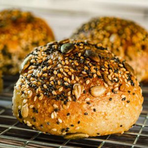 Körnerbrötchen Rezept und Anleitung