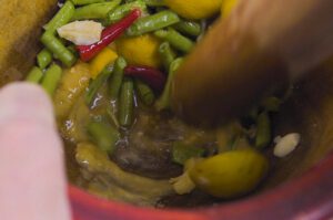 Som Dam - gestampfter grüner Papaya-Salat