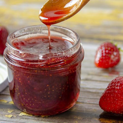 Erdbeermarmelade ohne Gelierzucker - Mazerierte Erdbeermarmelade Erdbeermarmelade ohne Gelierzucker - Mazerierte Erdbeermarmelade