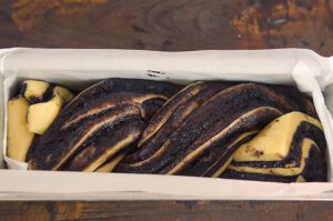 Babka mit Schokofüllung Rezept
